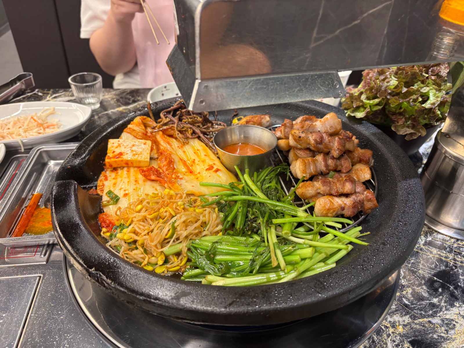 김치굽는삼겹살