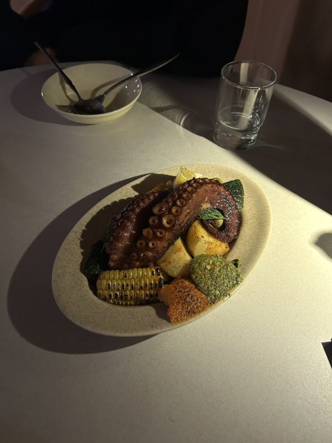 벌꿀오소리쉼터